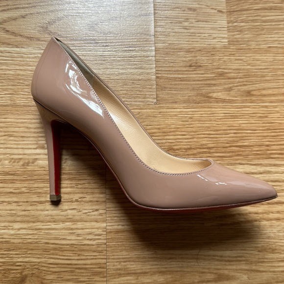 Christian Louboutin Pigalle 100 Nude Patent Leather (size 37.5 EU) - Picture 5 of 16